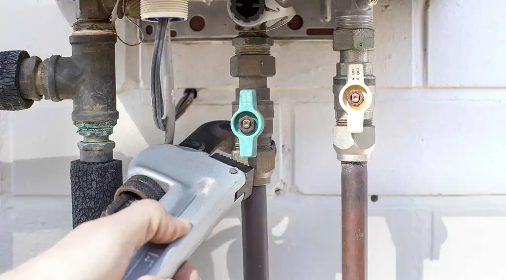 Doğalgaz tesisatında vana kontrolü